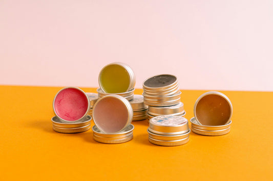 No comas más petróleo! Elabora tu propio Bálsamo Labial